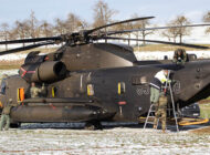 Alman Hava Kuvvetleri’nin CH-53 helikopteri acil indi
