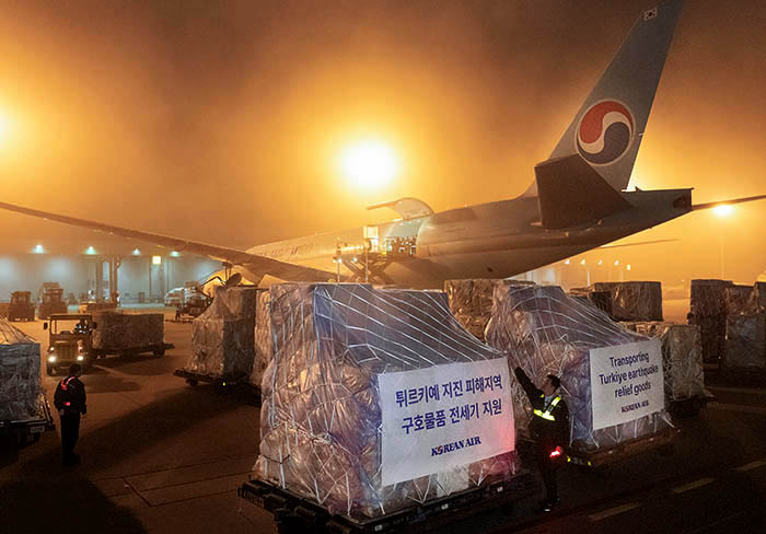 Güney Kore, B777 ile 45 ton insani yardım gönderdi