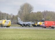 Hollanda’da F-16’ya kuş çarptı, acil indi