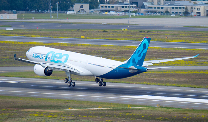 Airbus 100’ncü A330neo uçağını teslim etti