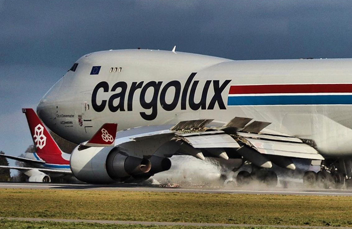 Cargolux’ün B747-400F’i inişte tehlike atlattı
