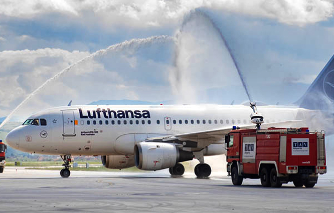 Lufthansa, Frankfurt-Üsküp uçuşlarına başladı