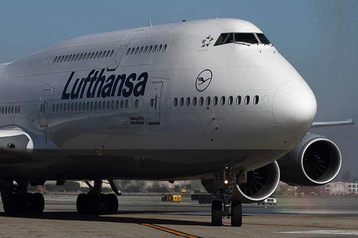 Lufhansa’nın B-747-8’i  Arjantin’de geri döndü