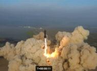 SpaceX en büyük roketini fırlattı