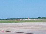 Sunwings Havayolları uçağının lastiği patladı