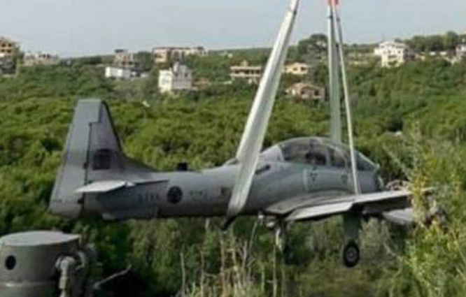 Lübnan Ordusu’nun EMB-314 uçağı inişte kaza yaptı