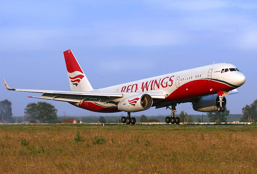 Redwing uçağı Soçi Havaalanı’na acil indi