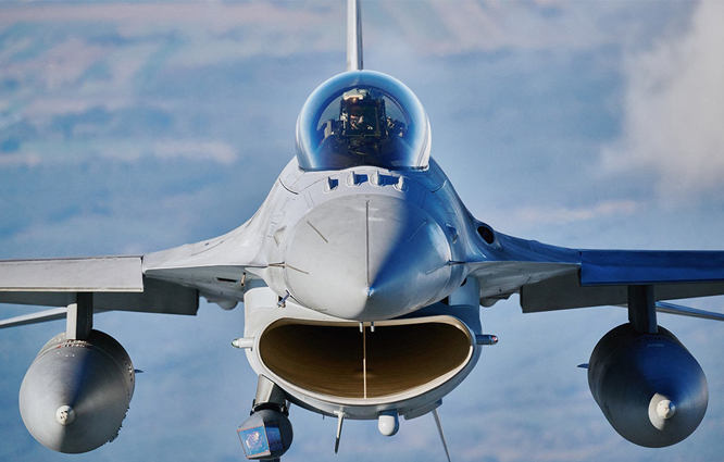 Almanya, Kiev’e F-16 açıklaması yaptı
