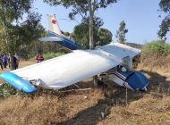 İzmir Efes’te PIC uçuşu yapan F150 araziye acil indi