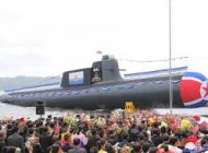 Kuzey Kore, nükleer denizaltısını denize indirdi