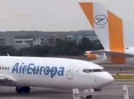 Air Europa ve Condor uçakları pistte çarpıştı