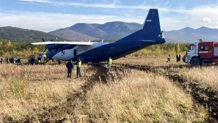 Rusya Magadan’da Antonov An-26 kalkışta pistten çıktı