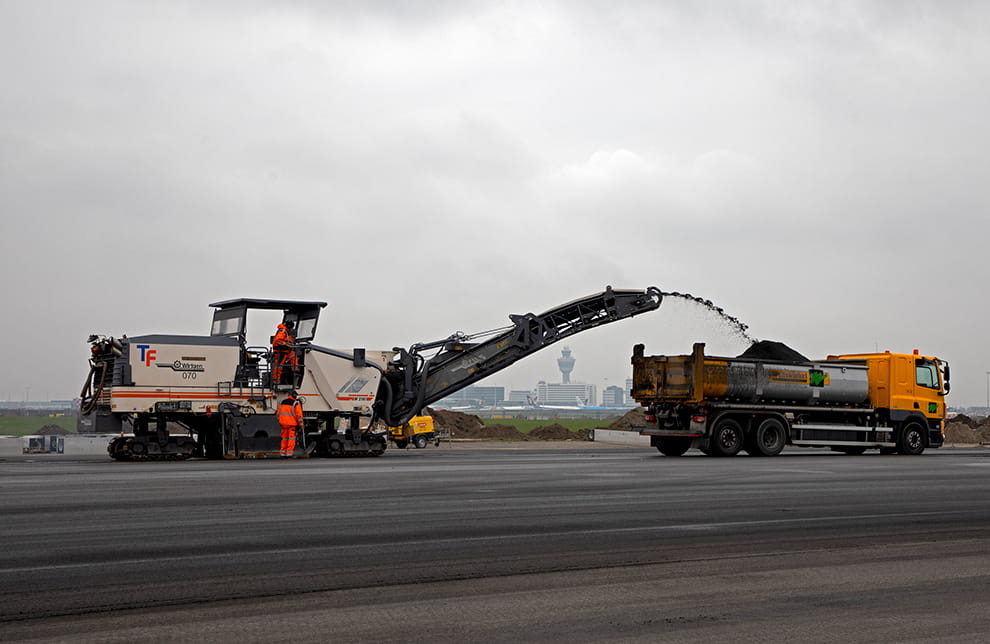 Schiphol 04-22 pisti bakıma alındı