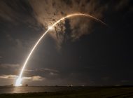 Starlink’in cep telefonları için ilk yörünge grubunu tamamladı