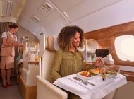 Emirates uçak içi yemek ön sipariş hizmetini sevdi