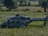 Hindistan’da askeri helikopter tarlaya acil indi