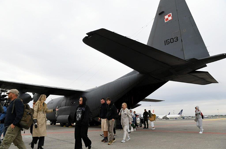 İsrail ülke dışındaki askerlerini C-130’larla ülkeye getiriyor