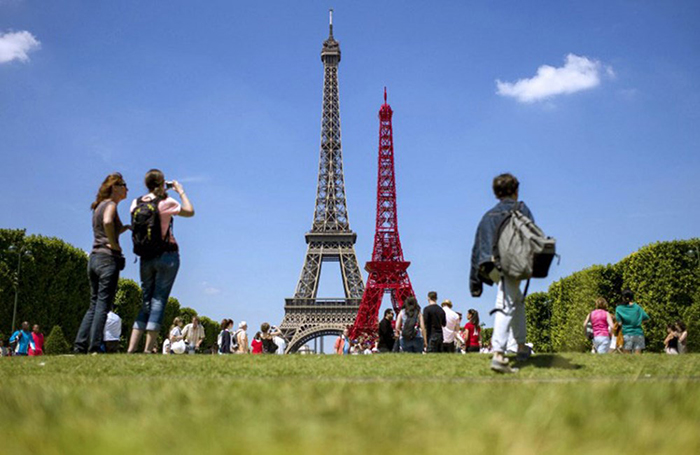 Paris’te konaklama vergisi yüzde 200 artırılıyor