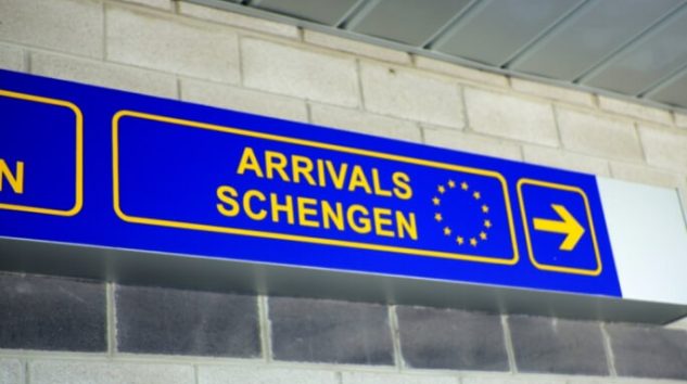 Polonya-Çekya sınırında Schengen kontrolleri tartışma yarattı