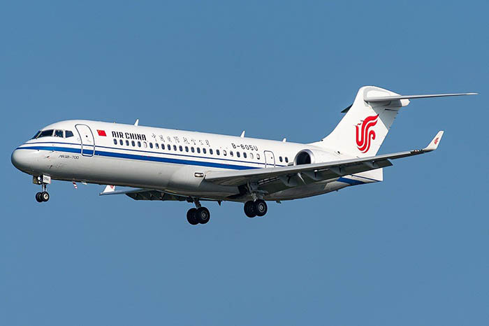 Çin’in ARJ21 uçağı 10 milyondan fazla yolcu taşıdı