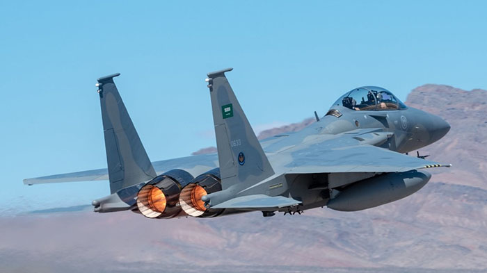 Suudi Arabistan’da F-15AS savaş uçağı düştü
