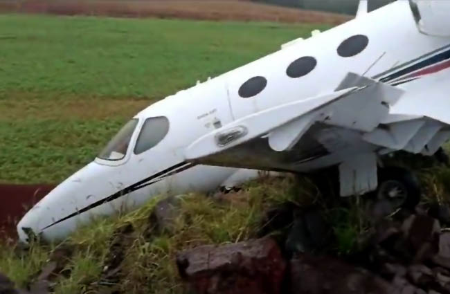 Brezilya Ijui Havalimanı’nda Cessna 510 pistten çıktı