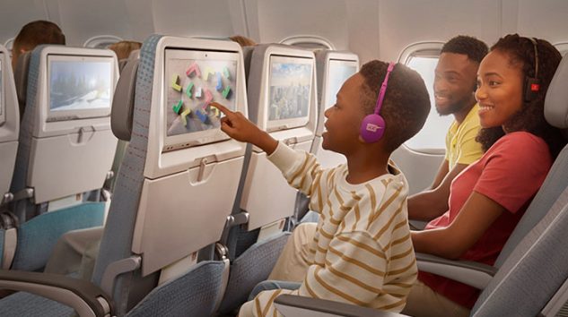 Emirates ekonomide konfor, hizmet ve eğlence bir arada