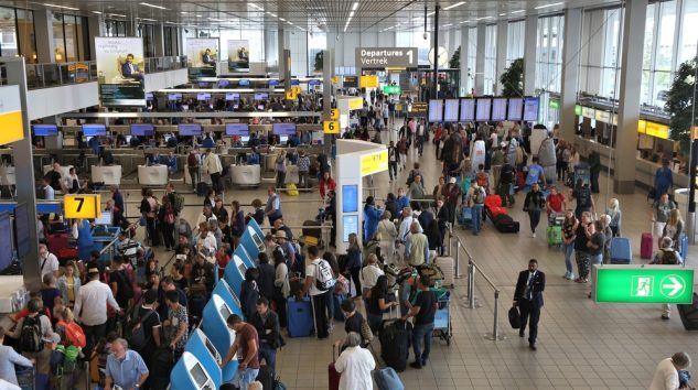 Schiphol 12.7 milyon yolcuya hizmet vermeyi hedefliyor