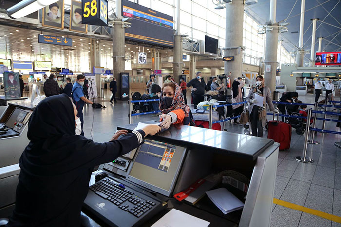 İran, turizmi canlandırmak için 32 ülkeye vizeyi kaldırdı