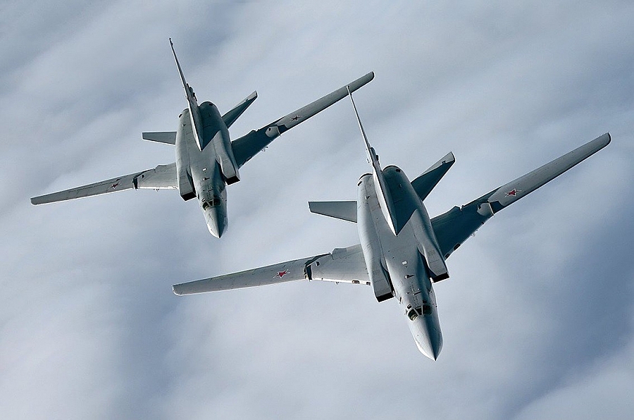 Rusya, Baltık Denizi üzerinde iki adet Tu-22M3 uçurdu