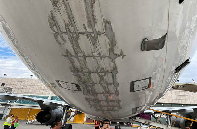 Volaris havayolunun A321-200 inişte kuyruk sürttü
