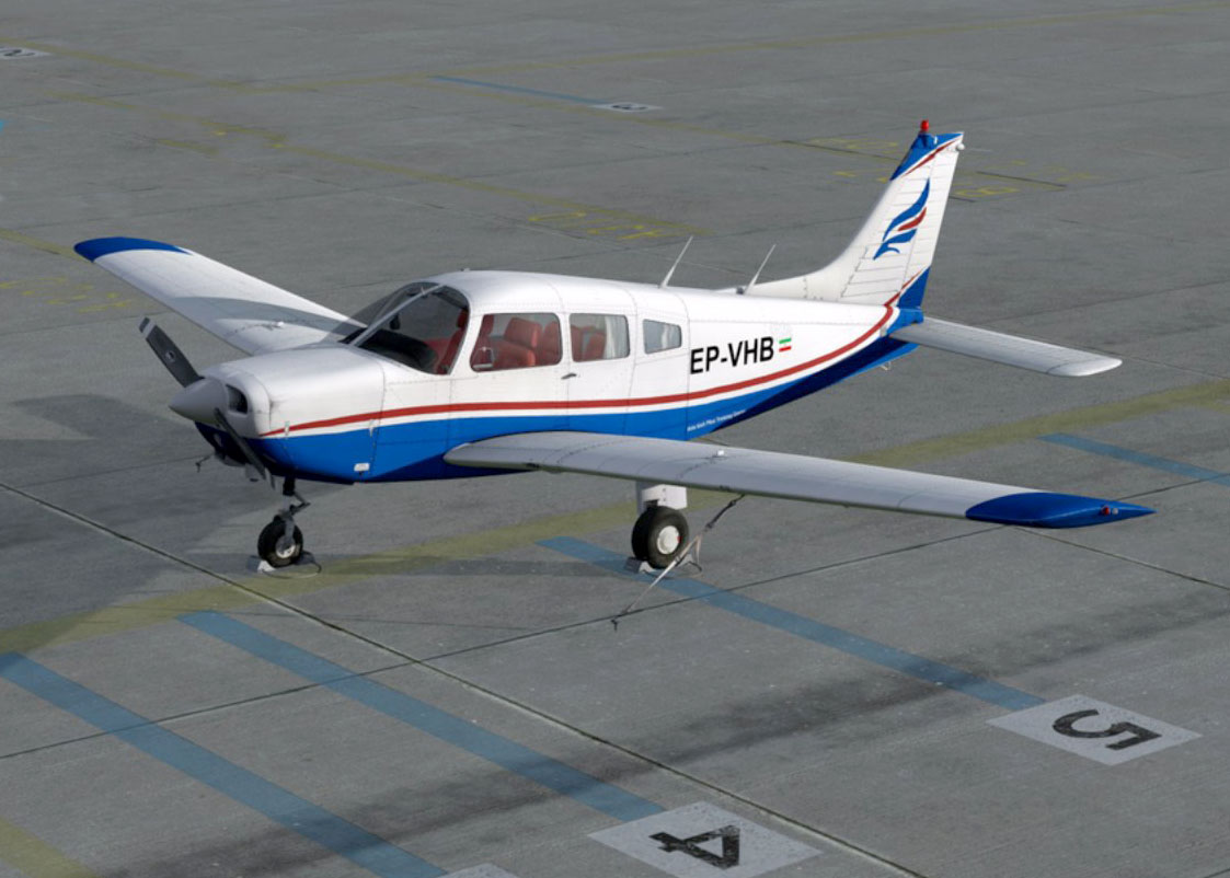 İran’da eğitim uçağı PA-28 düştü