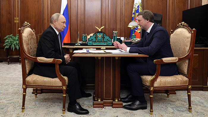 Putin, Aeroflot’tan yolcu kalitesini korumasını istedi