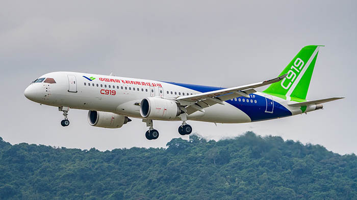 Çin’in C919’u Singapur Havacılık Fuarı’nda