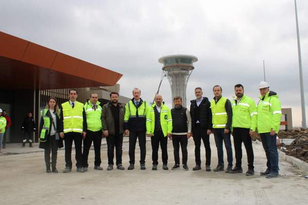 Keskin ve İskurt Çukurova Havalimanı’nı ziyaret etti