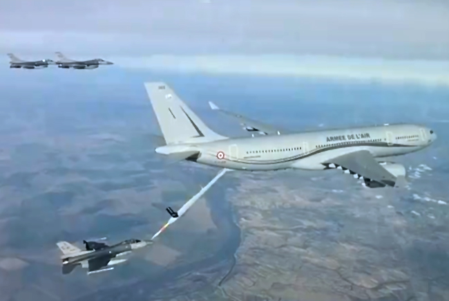 Türk F-16’lar NATO görevinde ilk kez A330MRTT’den yakıt aldı