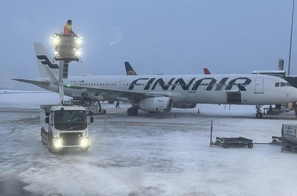 Finnair uçağı Estonya’ya GPs nedeniyle inemedi