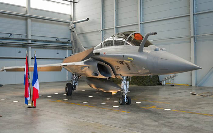 Hırvatistan Hava Kuvvetleri ilk Rafale uçağını teslim aldı