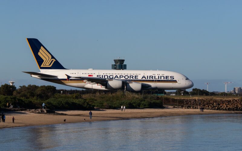 A380 Sidney’e geri döndü