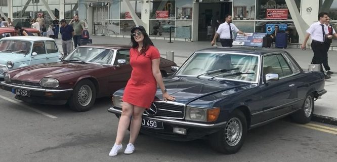 Ercan’da klasik otomobiller ile nostalji rüzgârı