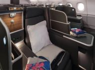Qantas 300 first class biletini iptal edecek