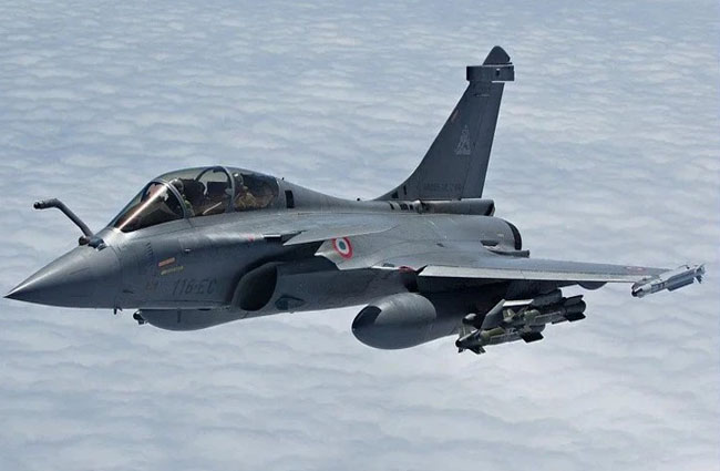 Endonezya, Fransa’dan 12 adet Rafale almaya hazırlanıyor