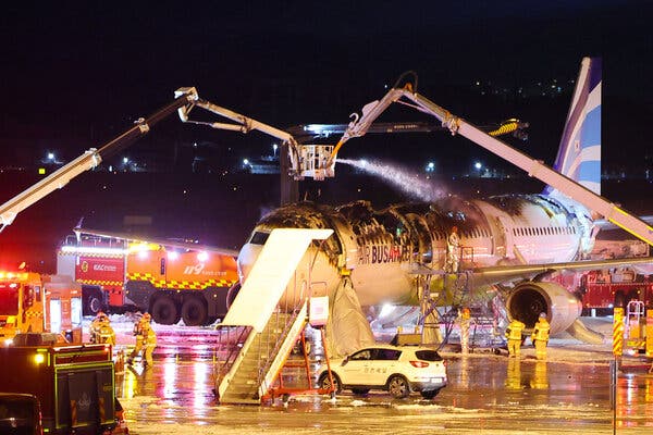Air Busan uçağın büyük bölümü yandı