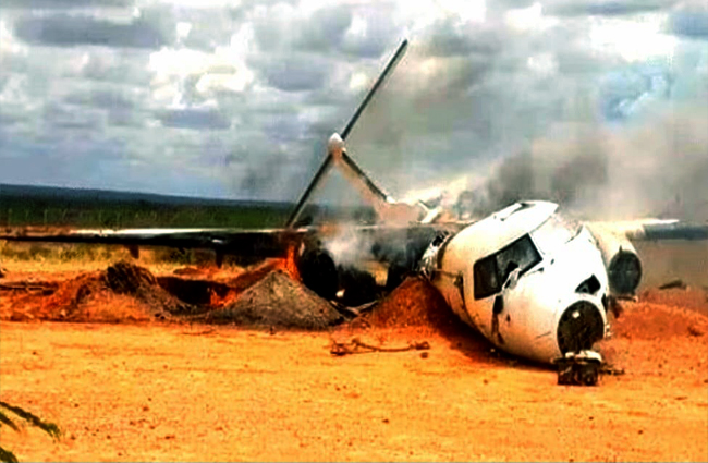 Mogadişu’da DHC-5D Buffalo düştü; 5 kişi hayatın kaybetti