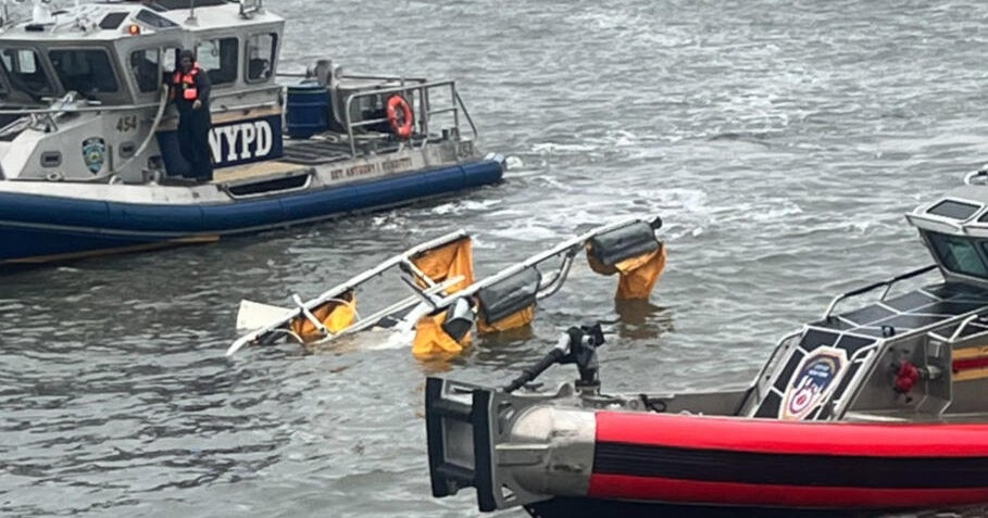 ABD’de Belli 206 Hudson Nehrine düştü; 6 kişi hayatını kaybetti