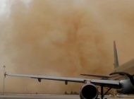 Irak’ta kum fırtınası uçuşları engelliyor