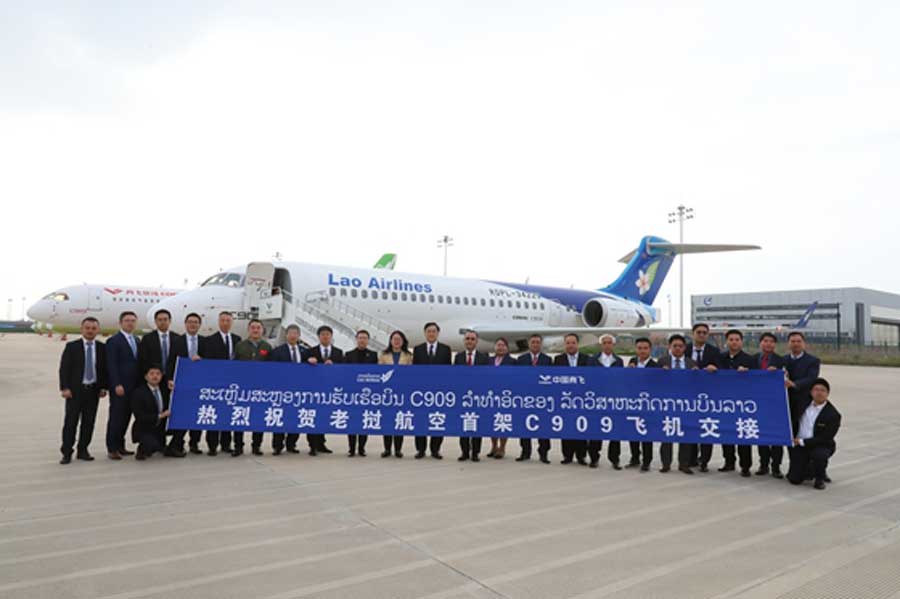 Lao Airlines ilk C909 uçağını teslim aldı