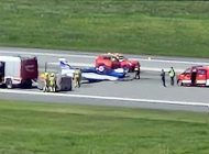 Salzburg Havalimanı’na Piper PA-28 gövde üstü indi