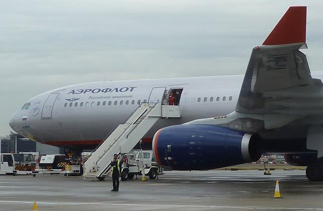 Aeroflot uçağı  A330-300 geri döndü