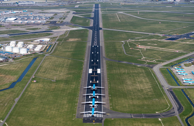 Schiphol Havalimanı 5-10 Mayıs arası kapalı